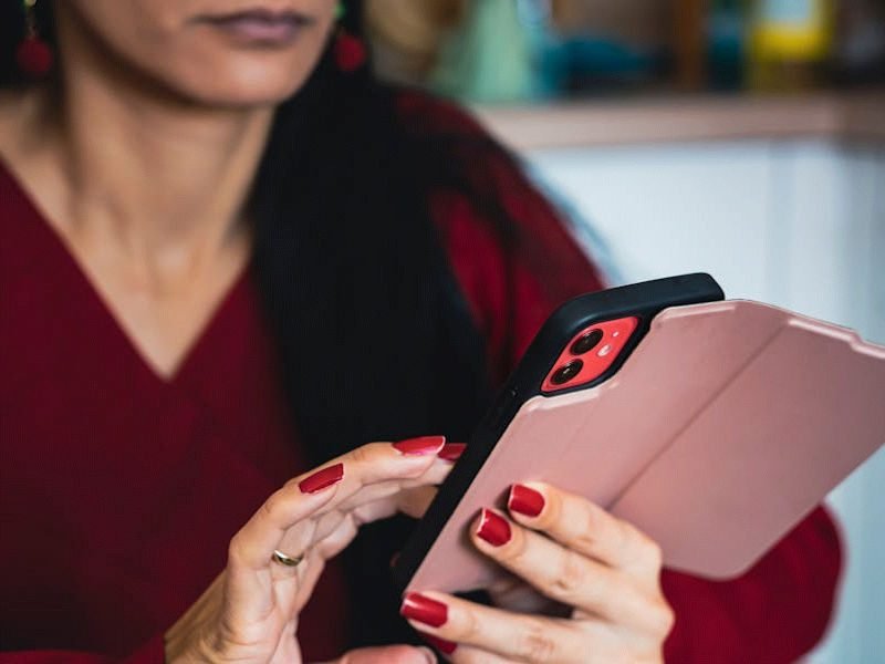 Woman using smartphone.